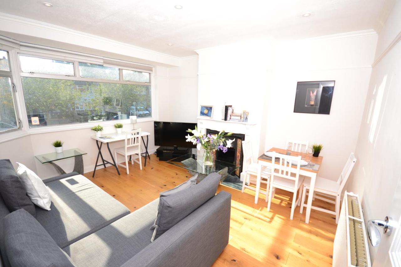 Apartament Stunning Park Royal *